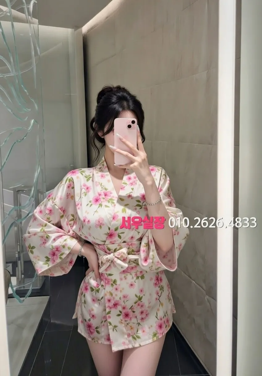 천호 룸싸롱 프리미엄 라인업 20번 프로필